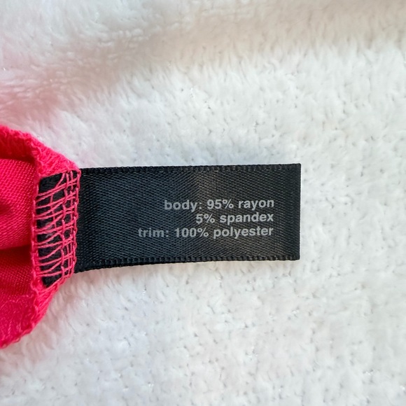 Forenza NWT Hot Pink Layered Racerback Tank Top Black Contrast XS - Picture 7 of 7